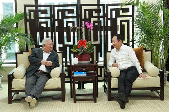 原建设部副部长李振东莅临海天集团参观指导